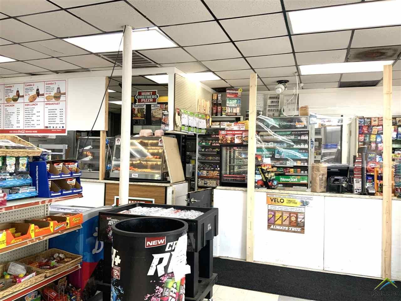 403 S Greer Blvd, Pittsburg, TX 75686